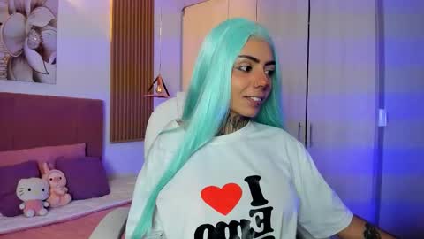 Snapshot of korarousee chatting on October 18, 2025, 1:34 pm Kora  online show from October 18, 2025, 1:34 pm