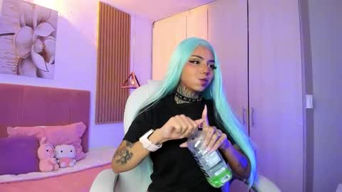 Snapshot of korarousee chatting on October 24, 2025, 2:02 pm Kora  online show from October 24, 2025, 2:02 pm