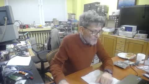 Korek online show from December 1, 2025, 3:50 pm