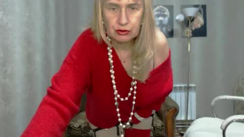 VIKA online show from October 1, 2025, 5:30 pm