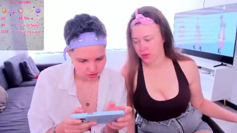 Twiix online show from June 16, 2026, 3:03 pm