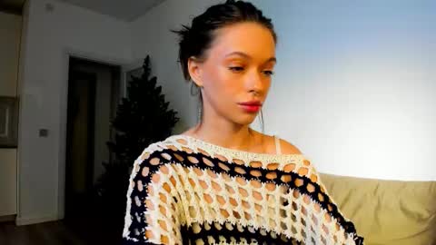 kossie_ online show from December 21, 2025, 11:01 pm