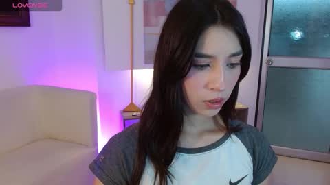 Elizabeth online show from December 15, 2025, 12:09 pm