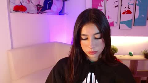 Snapshot of koyuki_san chatting on March 18, 2026, 12:19 pm Elizabeth online show from March 18, 2026, 12:19 pm