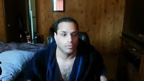 Krauxus online show from April 3, 2026, 7:56 pm