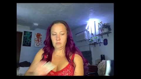 Snapshot of kreamyk420 chatting on February 10, 2026, 2:21 pm kreamyk420 online show from February 10, 2026, 2:21 pm