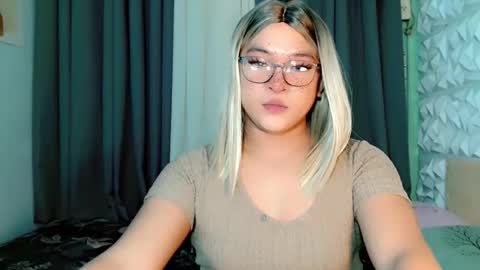 Snapshot of krezikeed chatting on March 26, 2026, 8:42 am krezikeed online show from March 26, 2026, 8:42 am