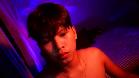 krimpie_xx online show from June 22, 2026, 12:24 pm