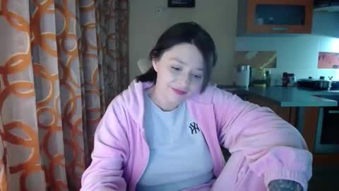 Snapshot of kris_again chatting on January 16, 2026, 8:35 pm Kris online show from January 16, 2026, 8:35 pm