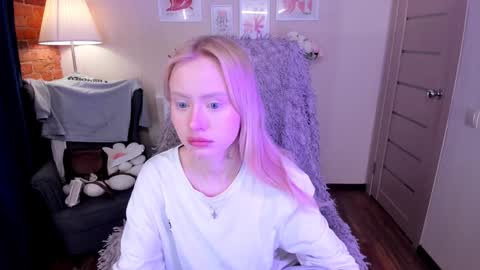 Snapshot of kris_grant chatting on January 20, 2025, 10:18 am kris_grant online show from January 20, 2025, 10:18 am