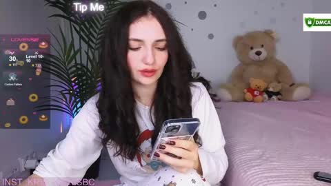 Kris kiskis online show from October 1, 2025, 9:04 am