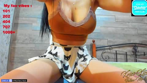 KrisiFollow me  Thumb UP  online show from December 7, 2024, 4:09 am