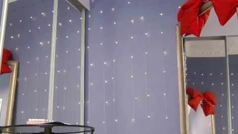kriskras__ online show from June 17, 2026, 5:10 am