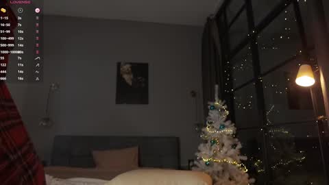 Mary online show from December 17, 2024, 3:39 pm
