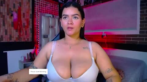 kriss_sweetboobs online show from April 30, 2026, 3:07 pm