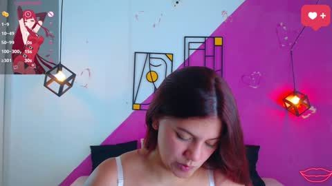 Snapshot of krissone_1 chatting on January 7, 2025, 4:48 pm krissone online show from January 7, 2025, 4:48 pm