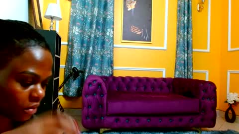 Thaterotic woman online show from February 12, 2025, 4:33 pm