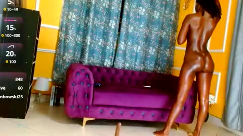 Thaterotic woman online show from February 16, 2025, 12:21 pm
