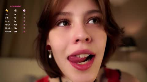 Snapshot of krissyhei chatting on September 29, 2025, 1:11 am Sarah online show from September 29, 2025, 1:11 am