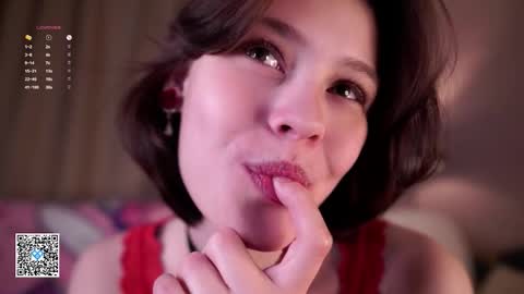 Snapshot of krissyhei chatting on October 6, 2025, 1:14 am Sarah online show from October 6, 2025, 1:14 am