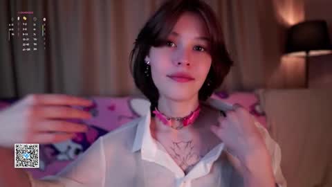 Snapshot of krissyhei chatting on October 8, 2025, 1:14 am Sarah online show from October 8, 2025, 1:14 am