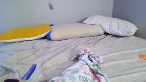 krissykordova29 online show from January 24, 2025, 2:30 pm