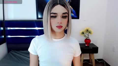 Kristal online show from September 15, 2025, 7:58 pm