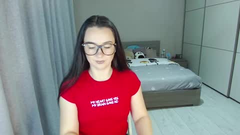 Snapshot of kristall_xxx chatting on March 5, 2025, 4:45 am twitter    Annemarye 23 online show from March 5, 2025, 4:45 am