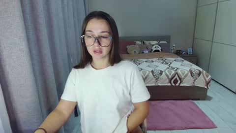 Snapshot of kristall_xxx chatting on September 15, 2025, 7:08 am twitter    Annemarye 23 online show from September 15, 2025, 7:08 am