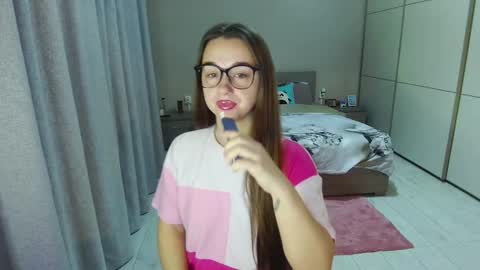 Snapshot of kristall_xxx chatting on October 18, 2025, 4:26 am twitter    Annemarye 23 online show from October 18, 2025, 4:26 am