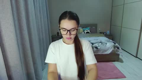 Snapshot of kristall_xxx chatting on October 21, 2025, 4:46 am twitter    Annemarye 23 online show from October 21, 2025, 4:46 am