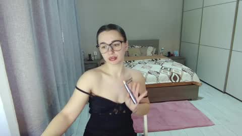 Snapshot of kristall_xxx chatting on March 29, 2026, 6:13 am twitter Annemarye 23 online show from March 29, 2026, 6:13 am