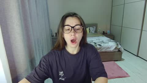 Snapshot of kristall_xxx chatting on April 9, 2026, 4:56 am twitter Annemarye 23 online show from April 9, 2026, 4:56 am