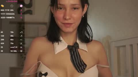 Emma online show from October 2, 2025, 7:43 pm