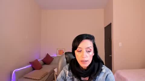 Sophia online show from June 22, 2026, 7:22 pm