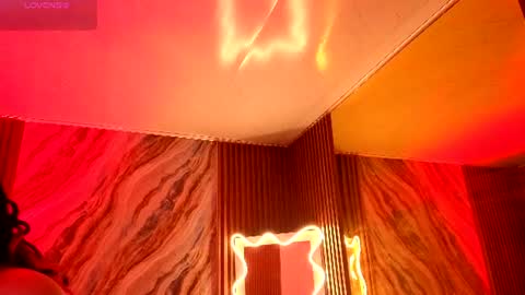 kristen_tay online show from June 15, 2026, 2:36 am