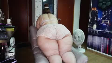 Snapshot of kristenhill1 chatting on October 21, 2025, 3:07 am Kristen online show from October 21, 2025, 3:07 am