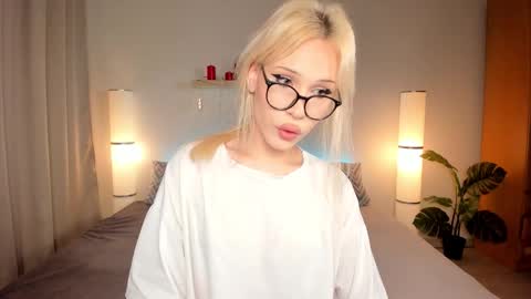 Snapshot of kristial_soopxxx chatting on September 9, 2025, 2:16 pm Kristal online show from September 9, 2025, 2:16 pm