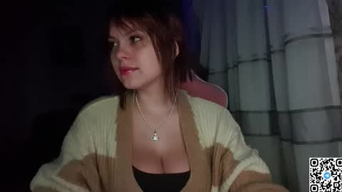 Snapshot of kristibloom chatting on September 21, 2025, 6:09 pm Christie online show from September 21, 2025, 6:09 pm