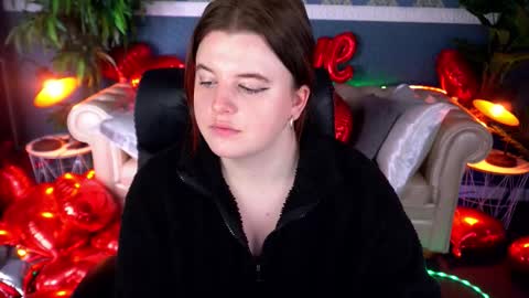 Snapshot of kristifoxy chatting on February 13, 2026, 4:19 am kristifoxy online show from February 13, 2026, 4:19 am