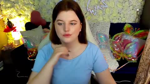 kristifoxy online show from April 1, 2026, 5:52 am