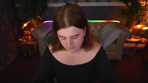 kristifoxy online show from May 23, 2026, 12:20 pm