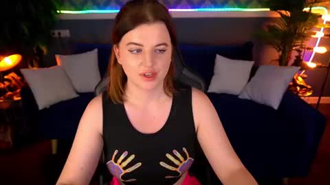 kristifoxy online show from June 26, 2026, 5:17 pm