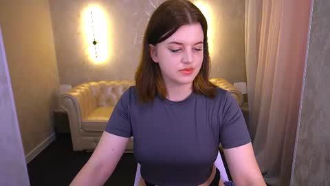 kristifoxy online show from July 9, 2026, 5:33 am