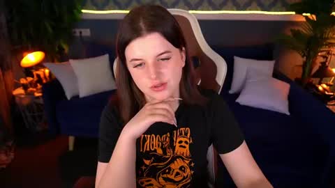 kristifoxy online show from July 21, 2026, 12:40 pm