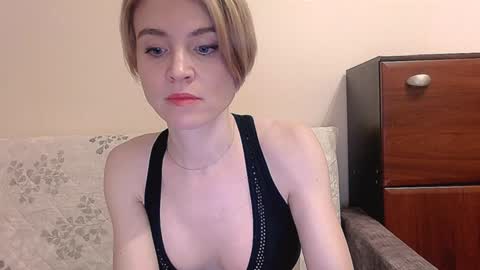kristina_vagner online show from February 2, 2025, 10:57 am