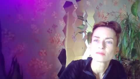 Kristina online show from February 4, 2025, 1:06 pm