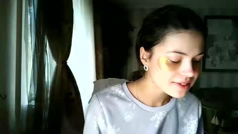 Snapshot of kristinalamour96 chatting on October 18, 2025, 8:26 am kristinalamour96 online show from October 18, 2025, 8:26 am