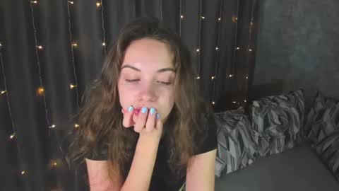 Kristina online show from March 7, 2025, 2:23 pm