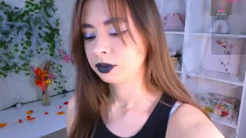 Snapshot of kristinemckerley chatting on October 28, 2025, 1:20 am Sofia online show from October 28, 2025, 1:20 am